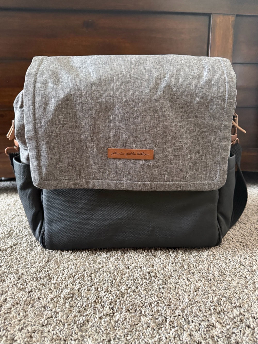 Petunia Pickle Bottom Two-Tone Gray Messenger Bag with Black Base